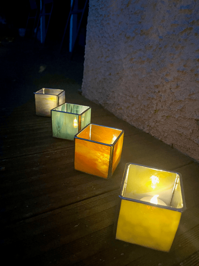 Petits photophores cubes